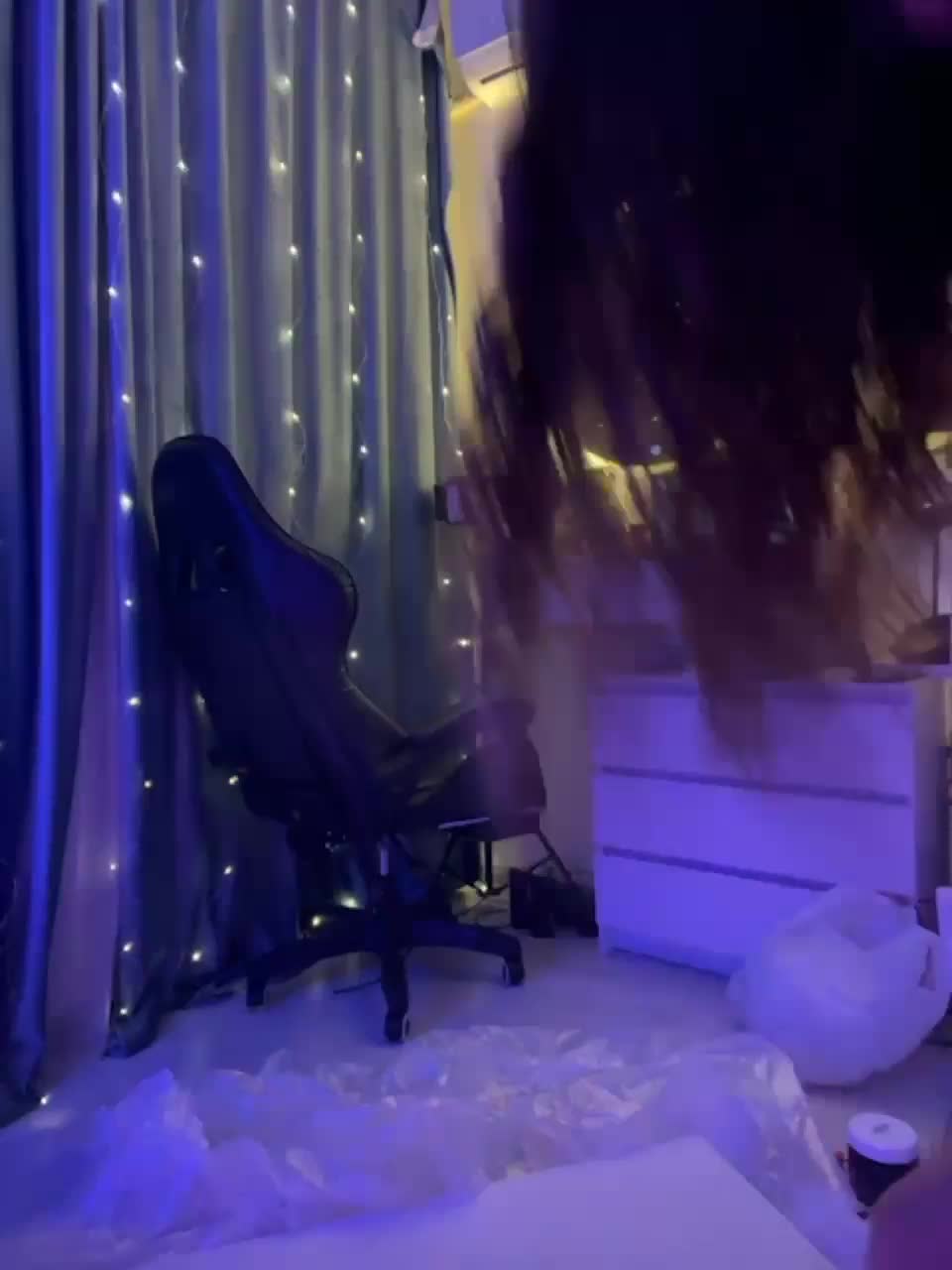 View or download file jasmin_li on 2023-12-27 from bongacams