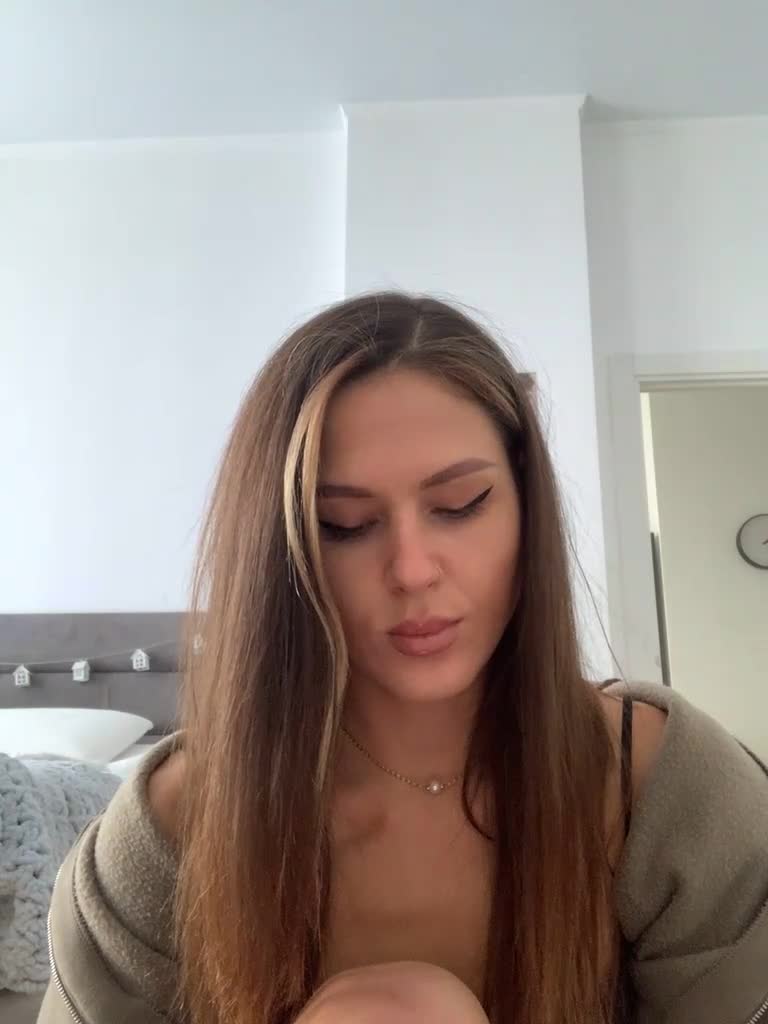 View or download file shawty420 on 2023-12-27 from bongacams