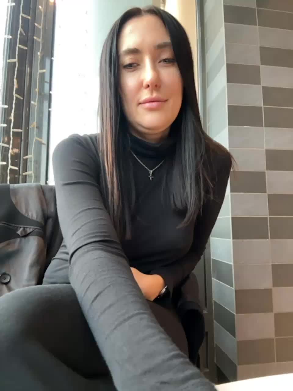 View or download file linahelen on 2023-12-29 from bongacams