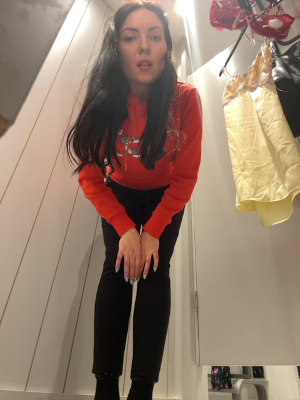 View or download file divora on 2024-01-01 from bongacams