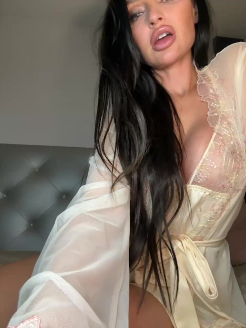 View or download file nicole21x on 2024-01-02 from bongacams