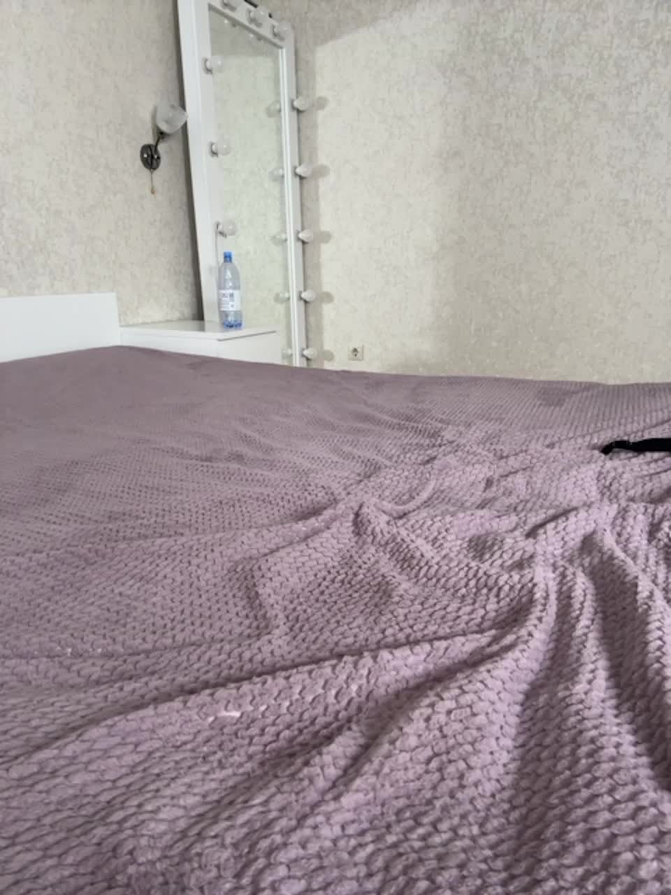 View or download file vikikiss on 2024-01-05 from bongacams