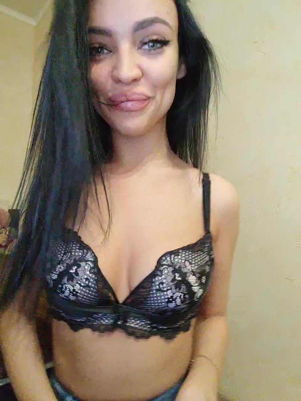 View or download file alinakukla787 on 2024-01-07 from bongacams