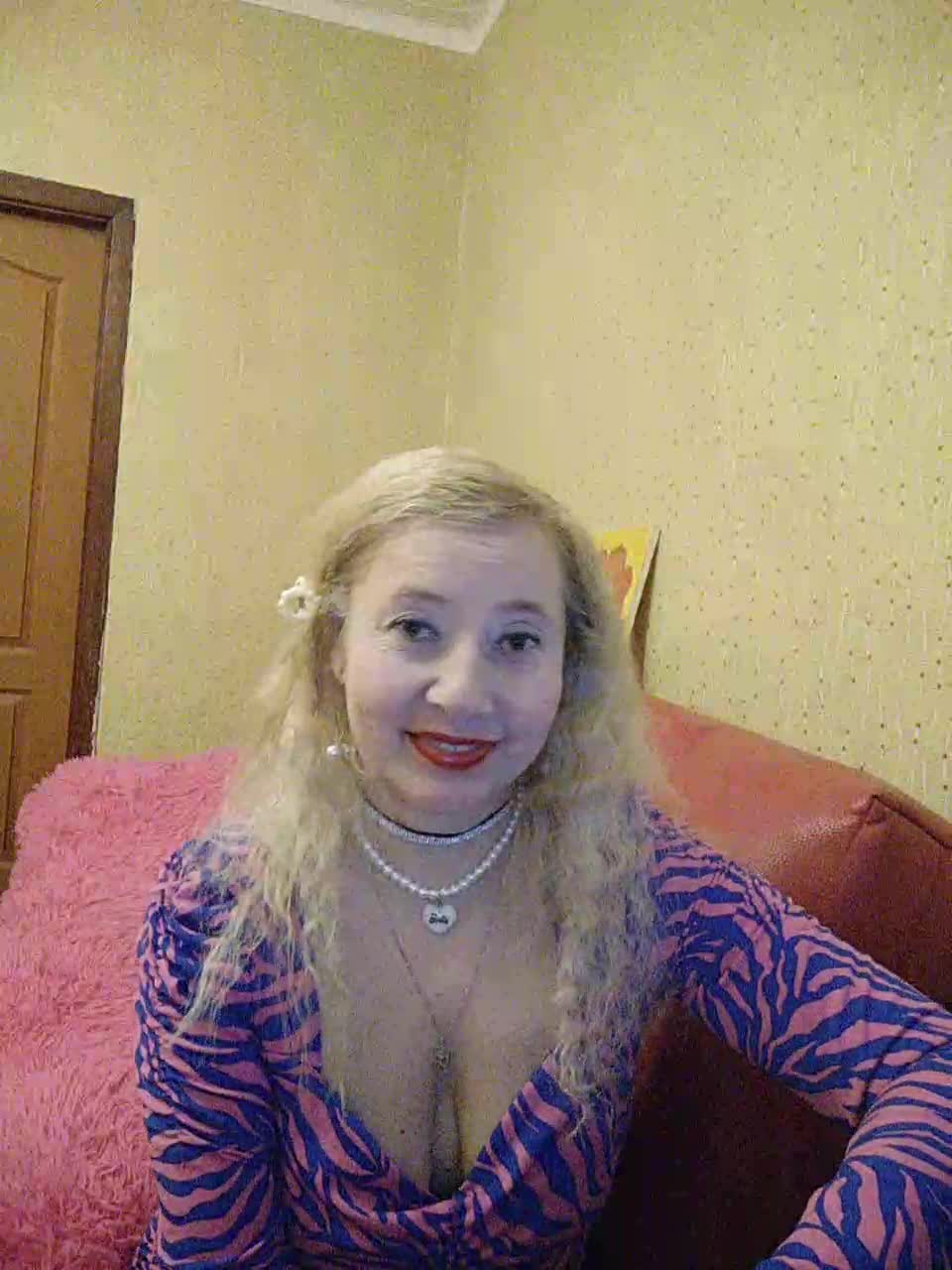 View or download file your_mila on 2024-01-08 from bongacams