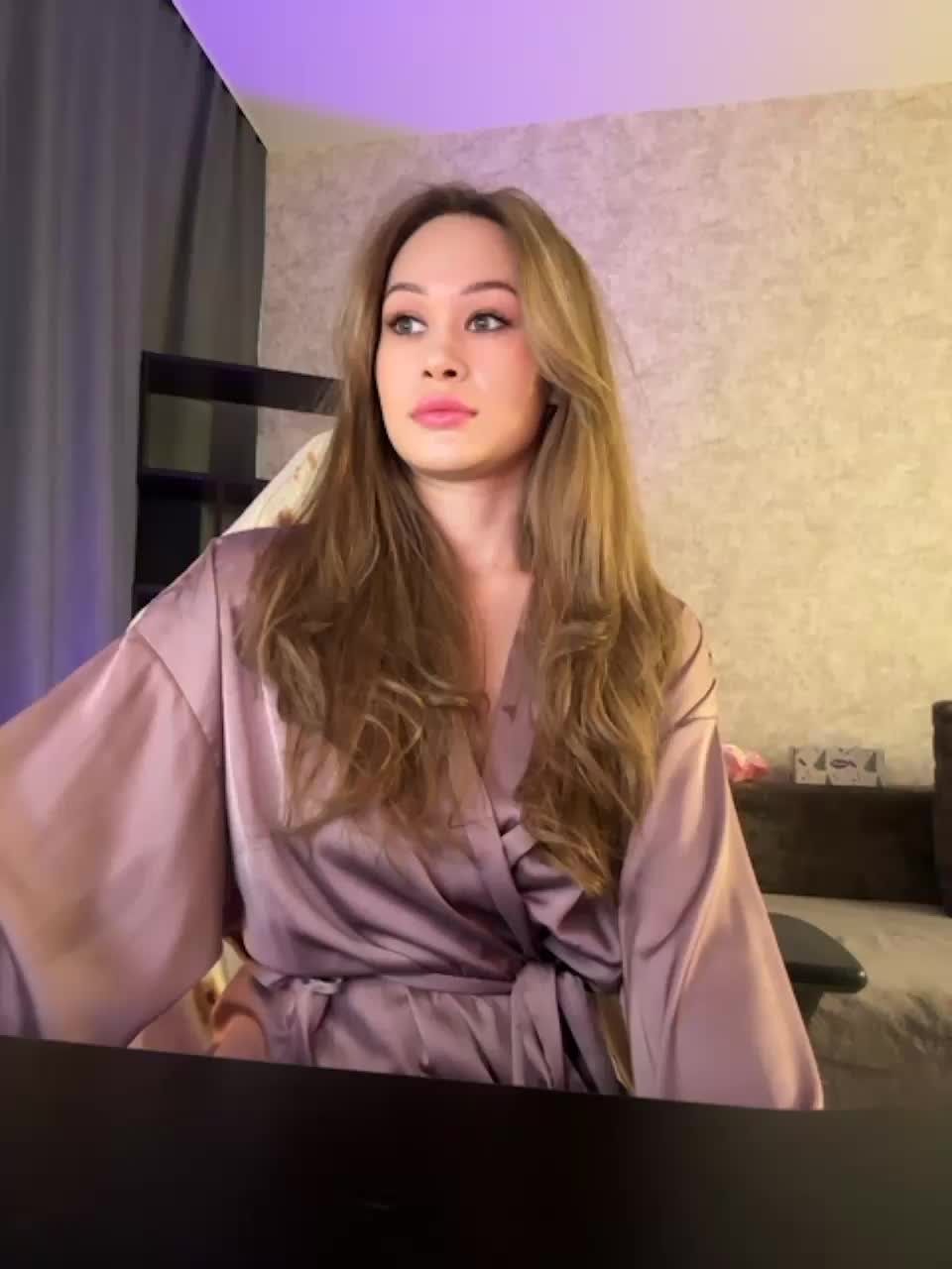 View or download file imemiliya on 2024-01-09 from bongacams