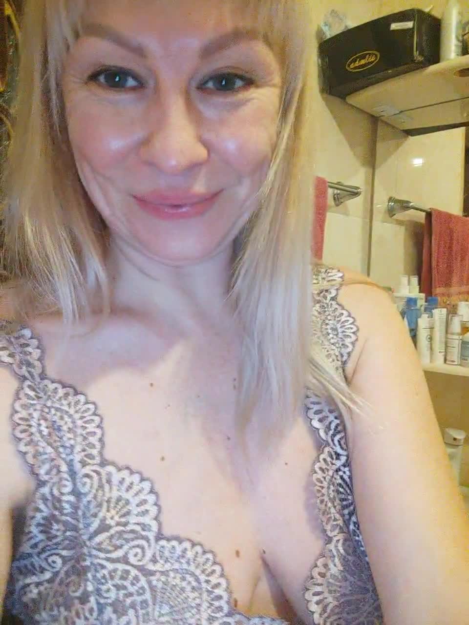 View or download file terrirose on 2024-01-09 from bongacams