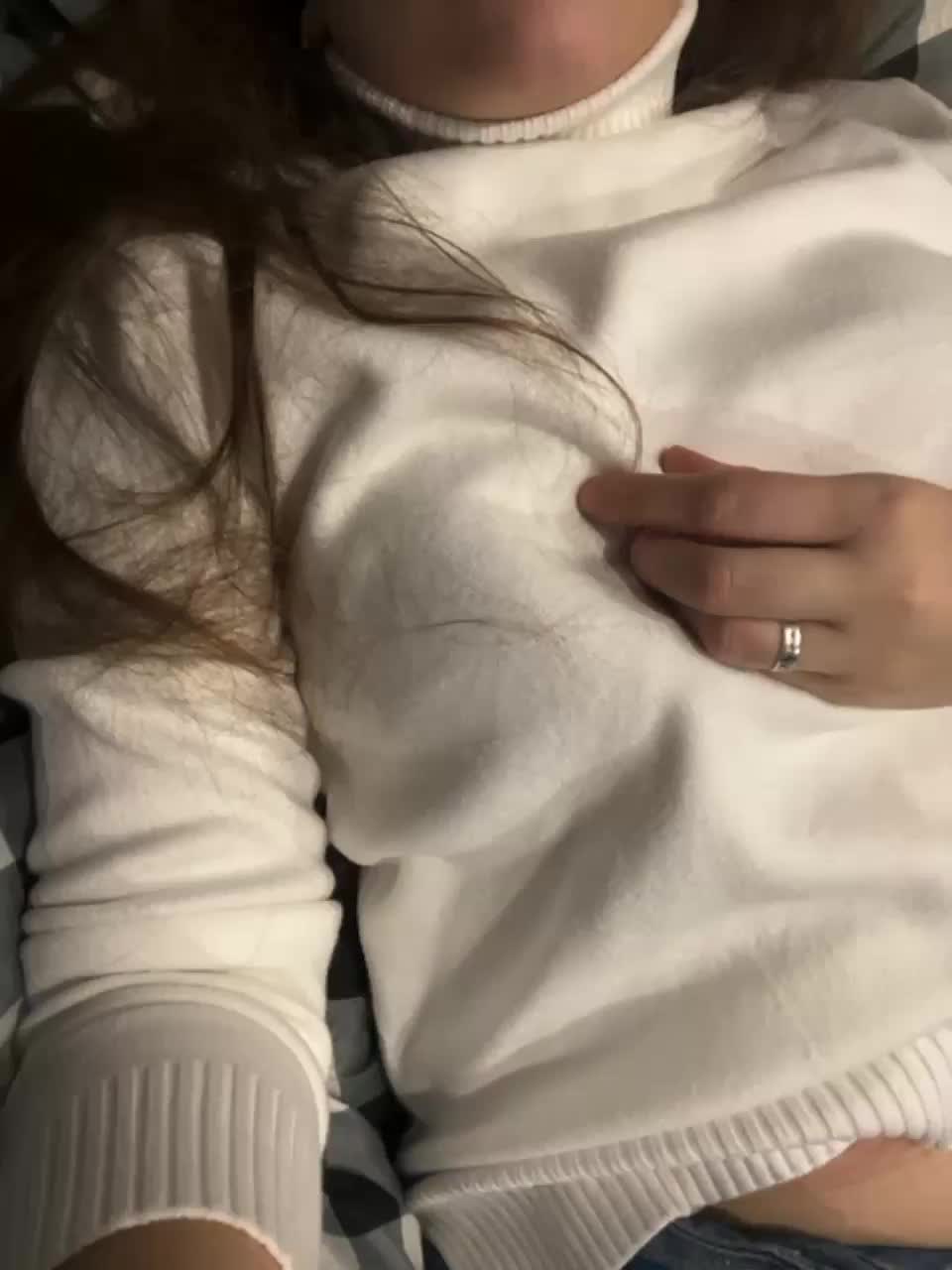 View or download file likulya_kus on 2024-01-10 from bongacams