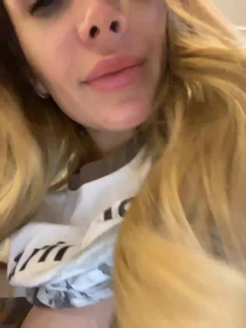 View or download file candybrava on 2024-01-11 from bongacams