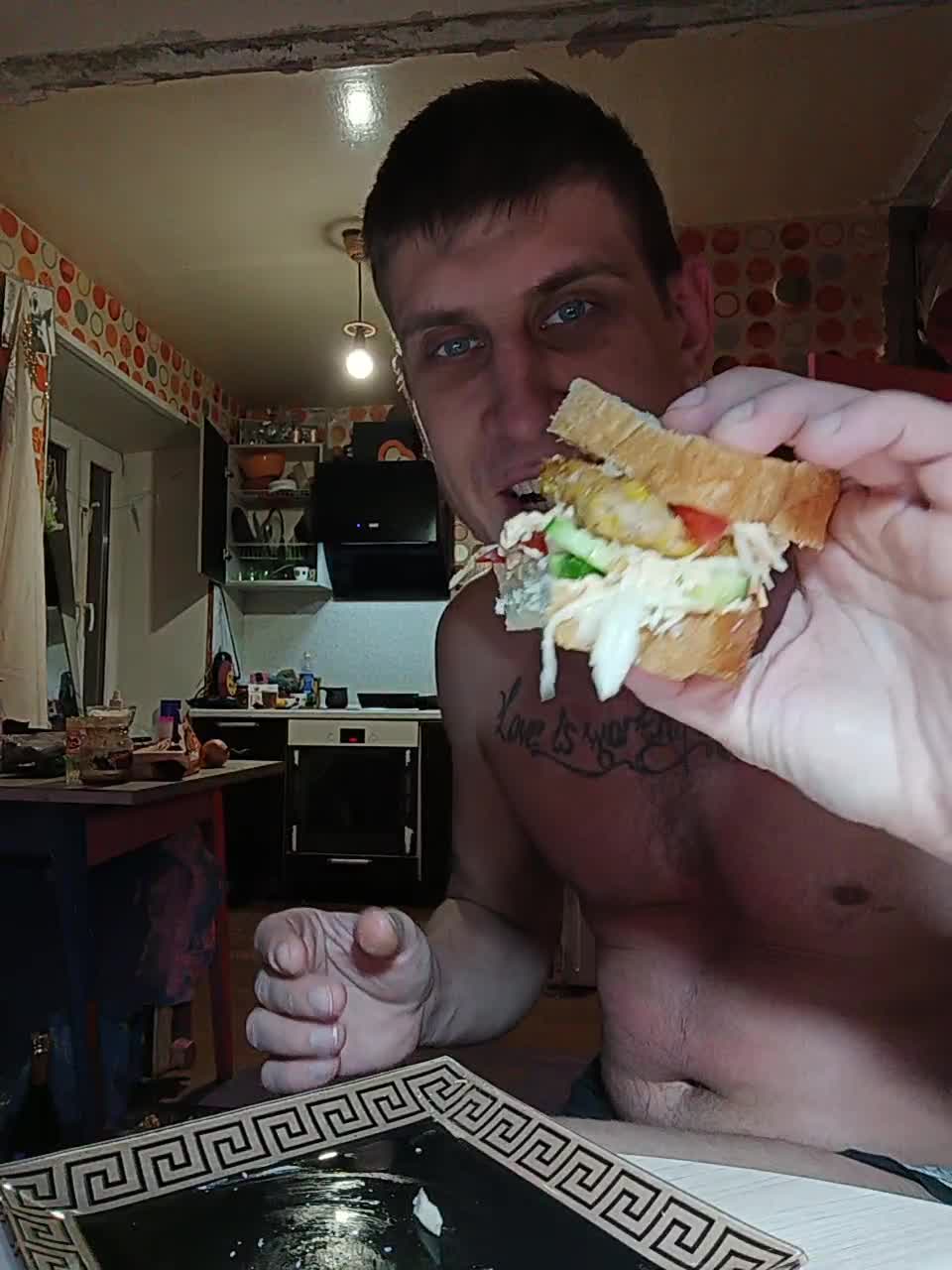 View or download file lisavsvolk on 2024-01-13 from bongacams