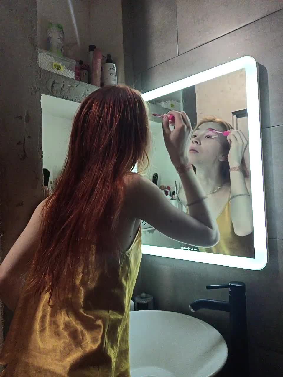 View or download file art_izi on 2024-01-14 from bongacams