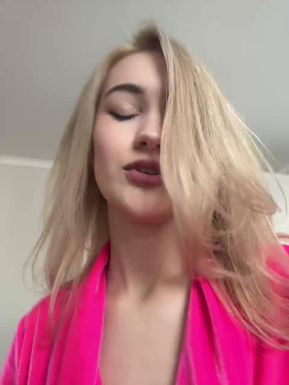 View or download file _lana_chester_ on 2024-09-17 from bongacams