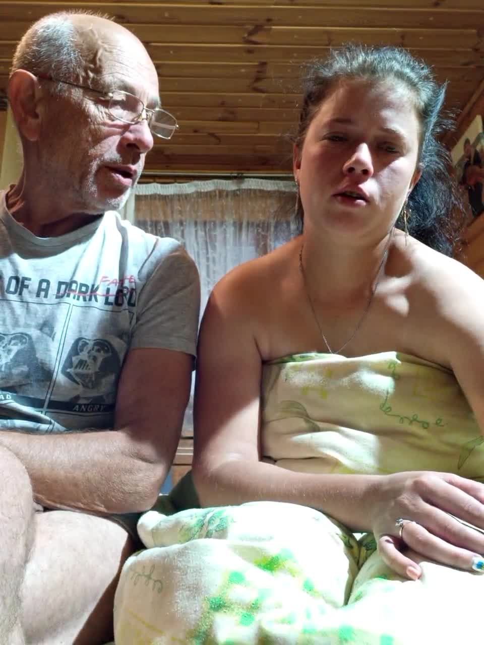 View or download file cindyxerics on 2024-09-17 from bongacams