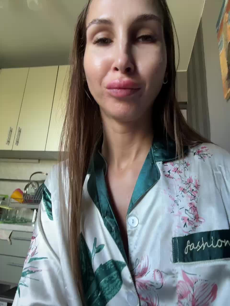 View or download file hothoneybabe on 2024-09-17 from bongacams