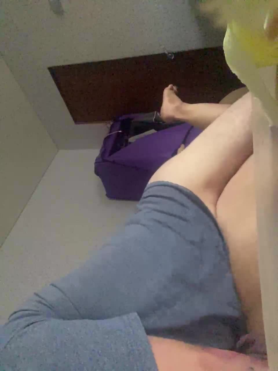 View or download file zhozhoba69 on 2024-09-17 from bongacams