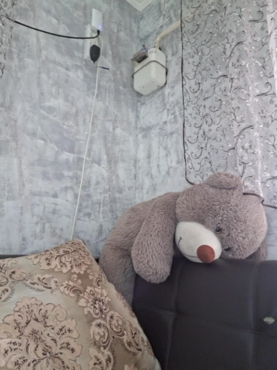 View or download file aureliyxxx on 2024-09-18 from bongacams