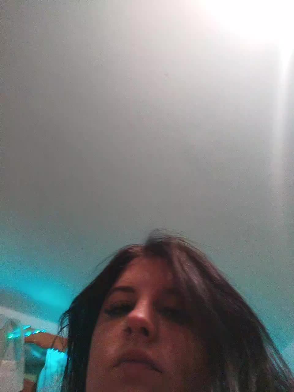 View or download file bella2006 on 2024-09-20 from bongacams