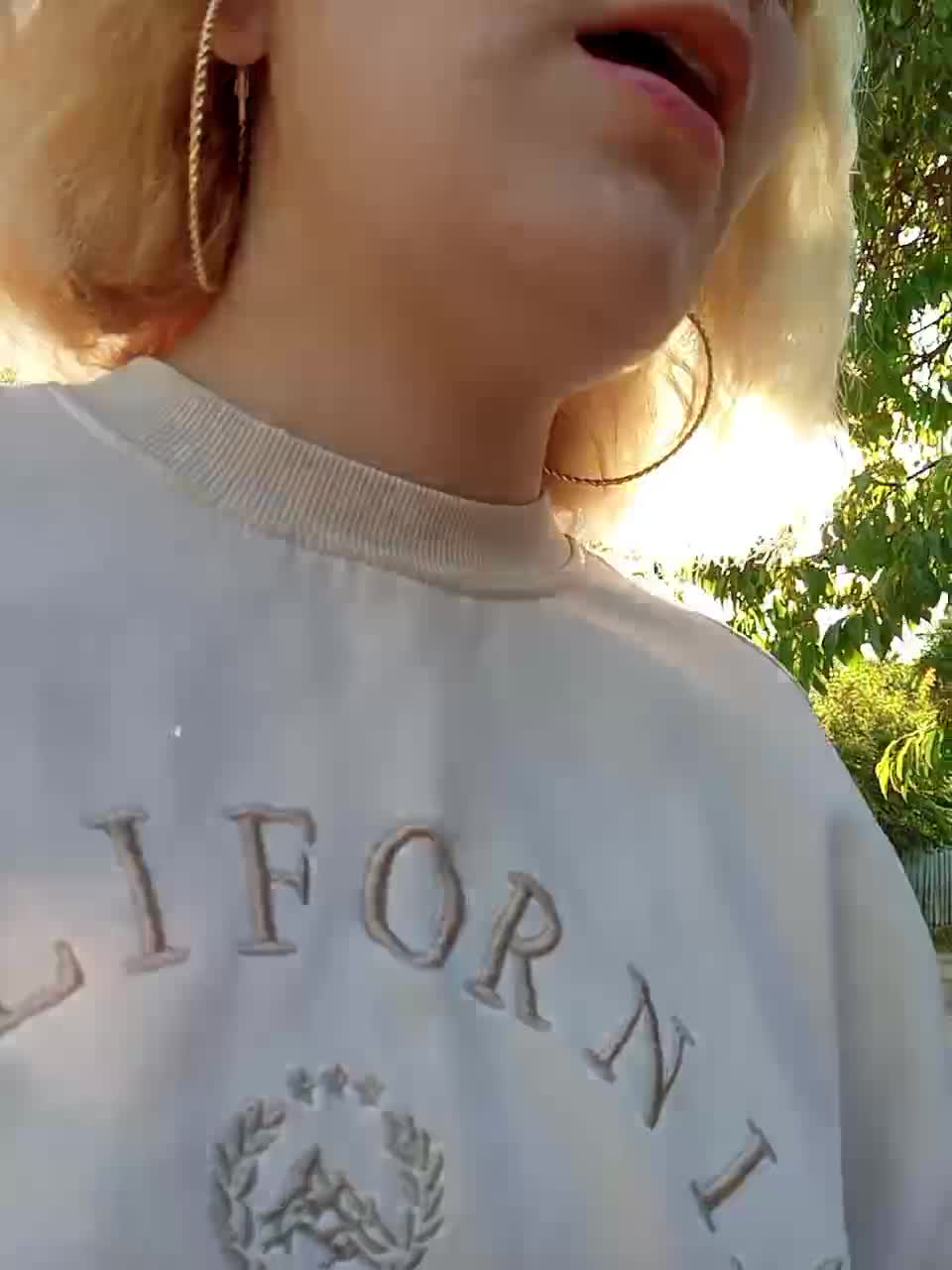 View or download file marie_outdoor on 2024-09-20 from bongacams