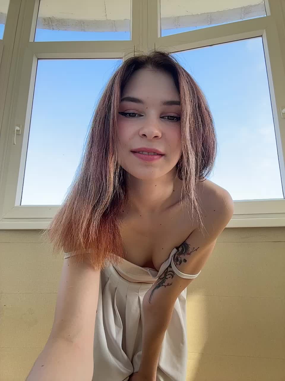 View or download file valeriaperon on 2024-09-20 from bongacams