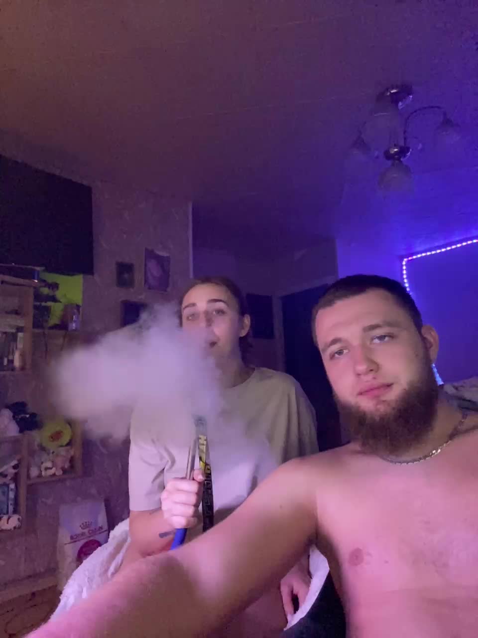 View or download file famylilove on 2024-09-22 from bongacams