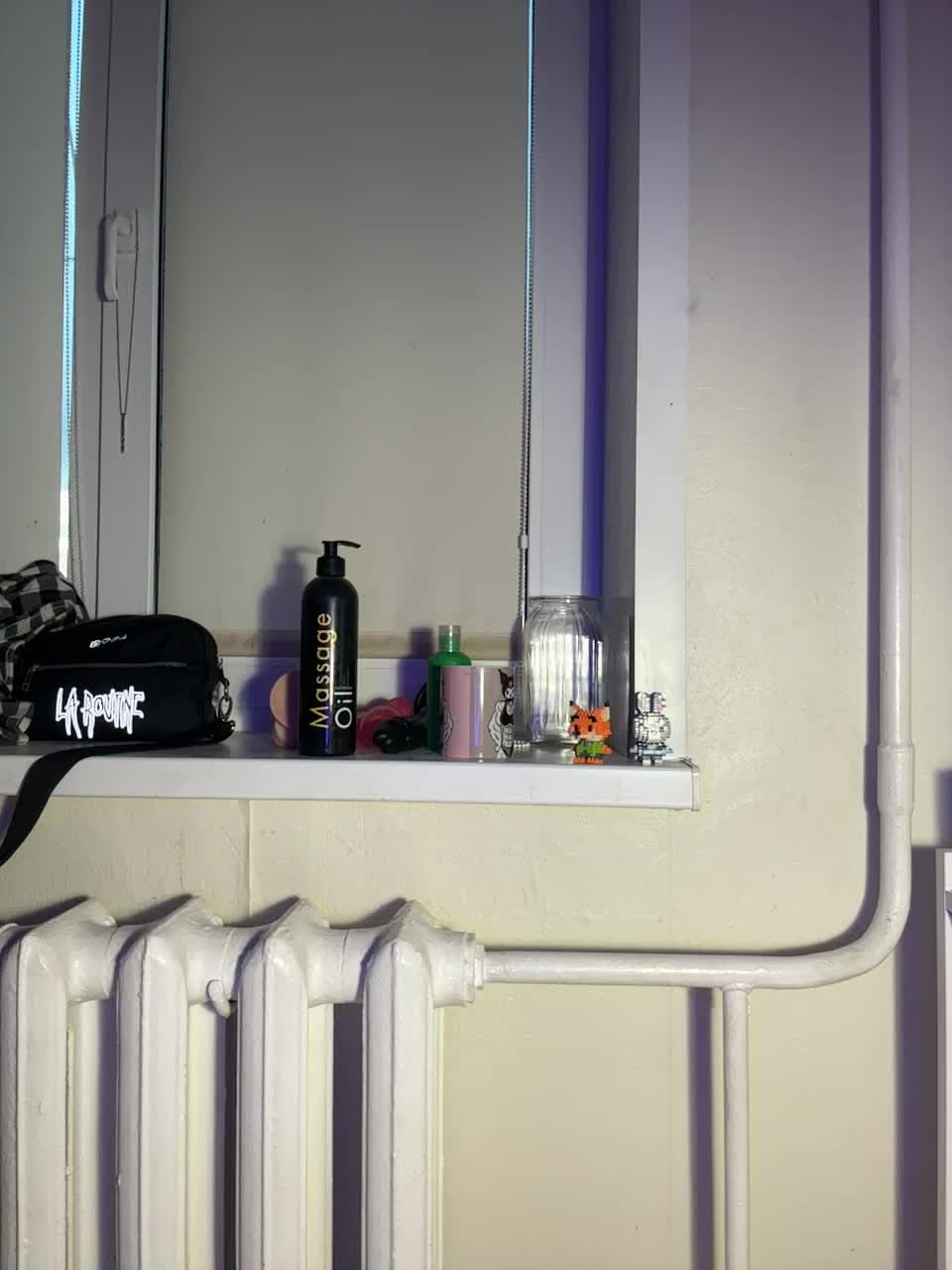 View or download file mnepohuyy on 2024-09-28 from bongacams