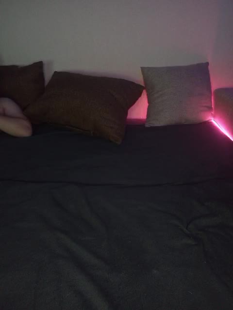 View or download file plohishi2 on 2024-09-28 from bongacams