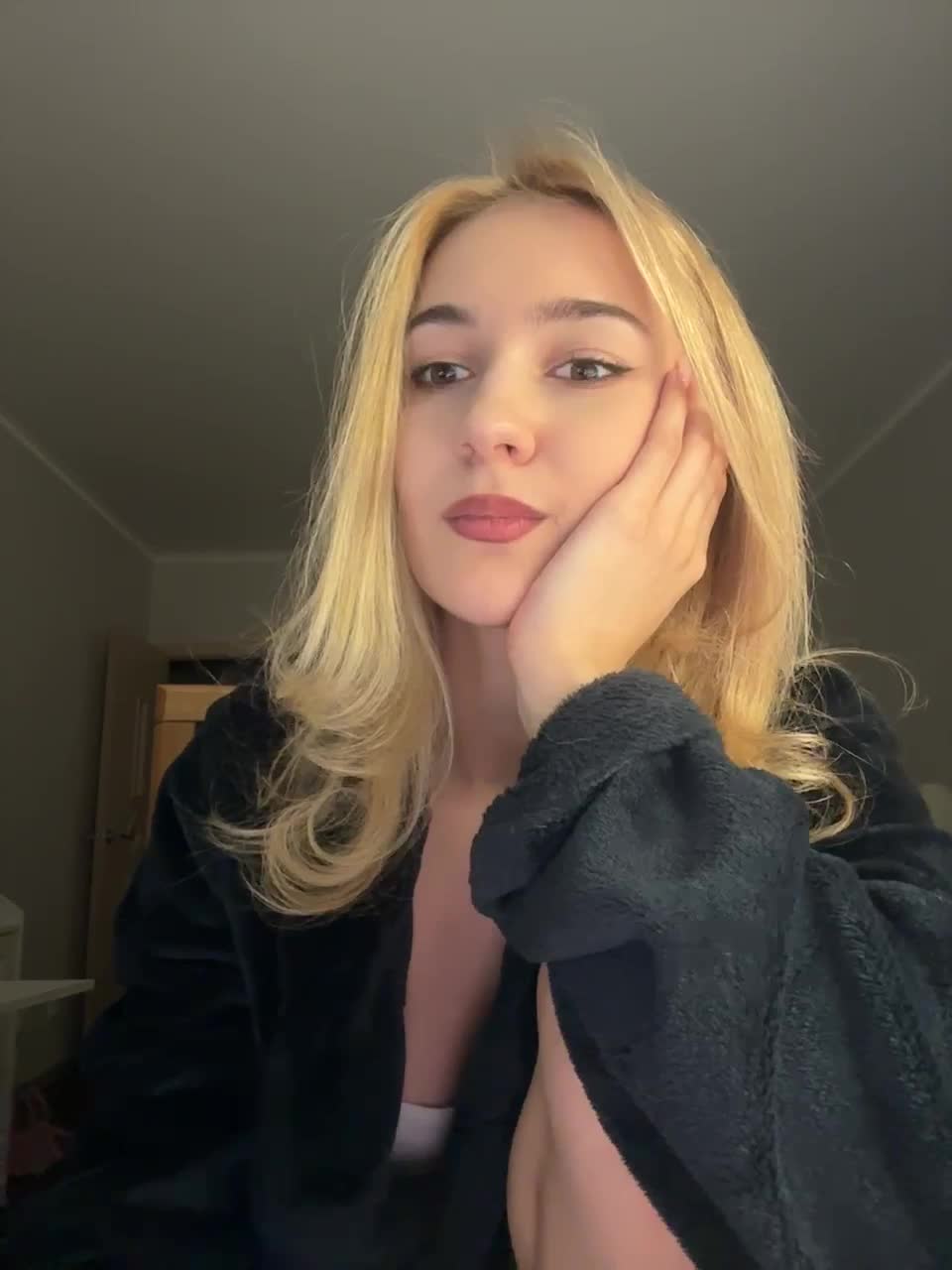 View or download file _lana_chester_ on 2024-09-29 from bongacams