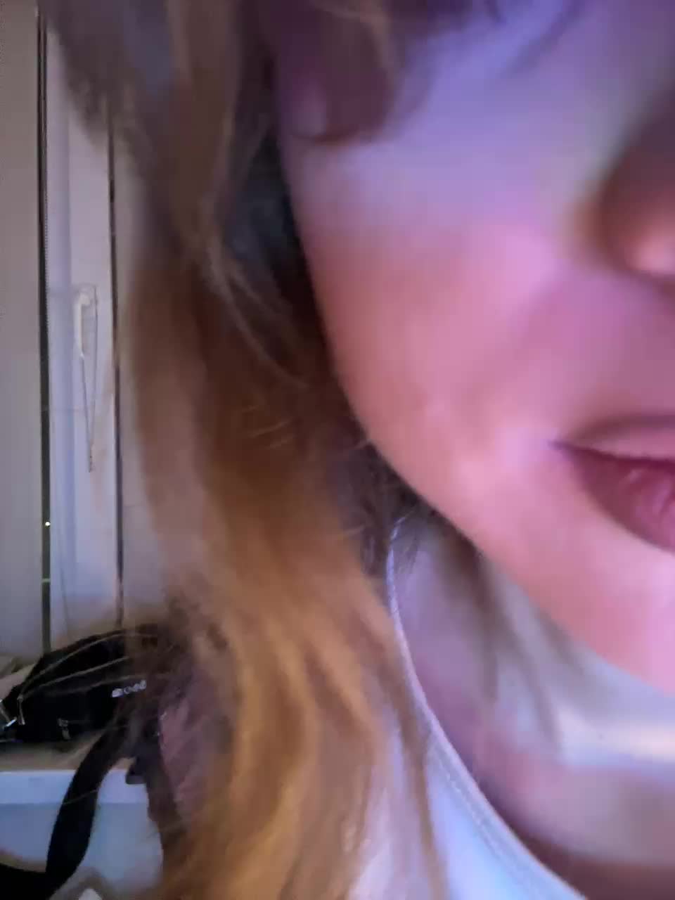 View or download file mnepohuyy on 2024-09-29 from bongacams