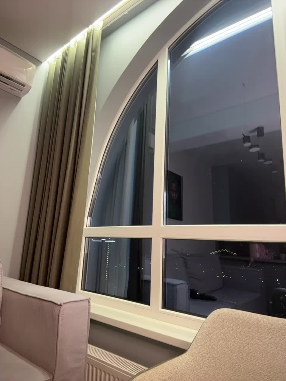 View or download file christi_candy on 2024-09-30 from bongacams