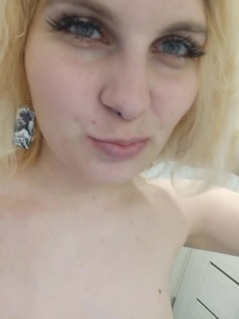 View or download file marie_outdoor on 2024-09-30 from bongacams