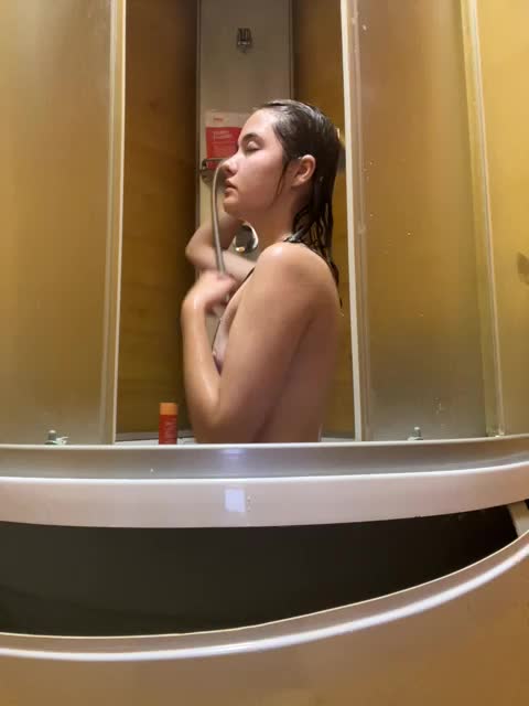 View or download file virginviolet on 2024-09-30 from bongacams