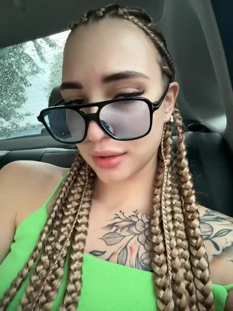 View or download file christi_candy on 2024-10-01 from bongacams