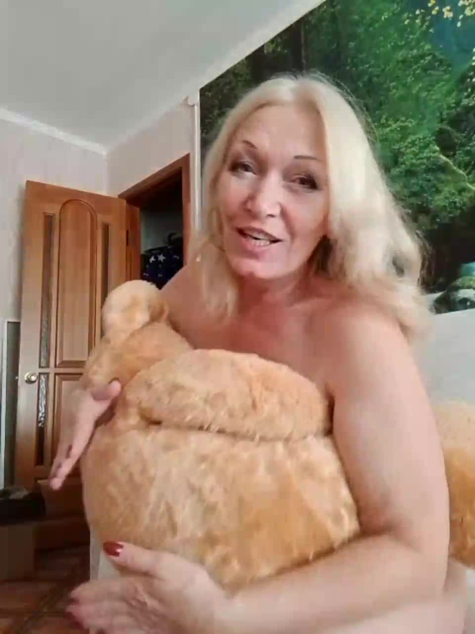 View or download file lizsage on 2024-10-01 from bongacams