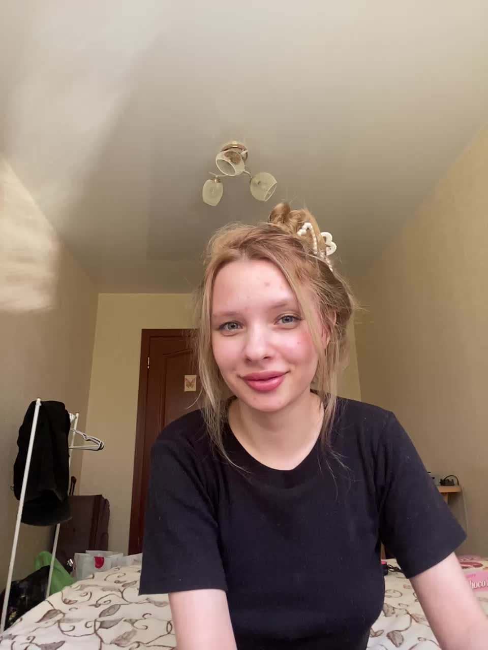 View or download file polinyshka on 2024-10-01 from bongacams