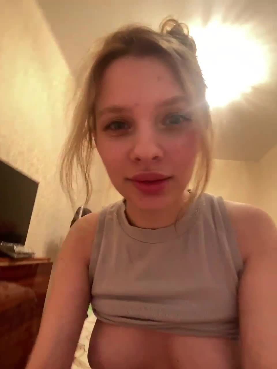 View or download file polinyshka on 2024-10-01 from bongacams