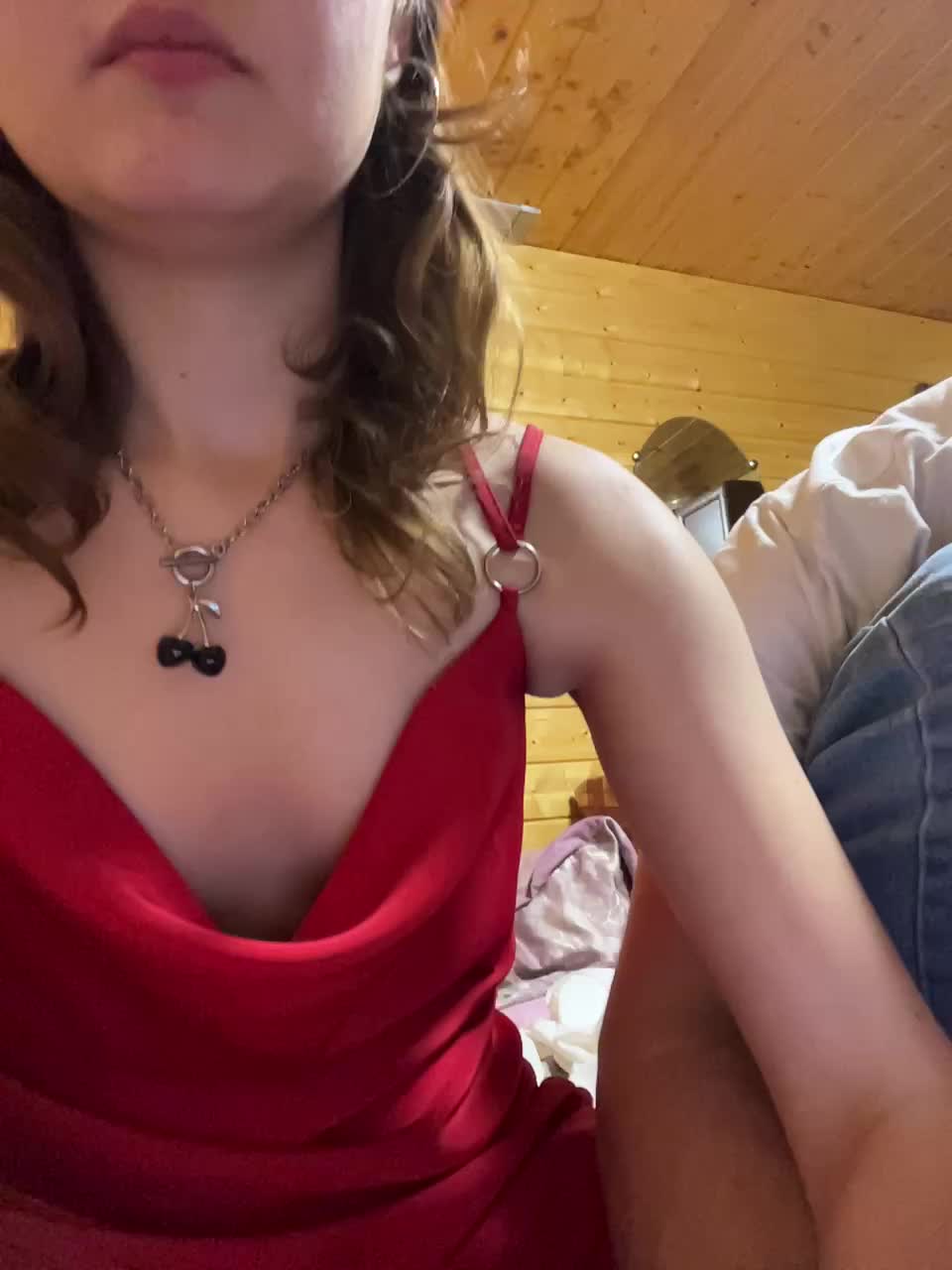 View or download file virginviolet on 2024-10-01 from bongacams