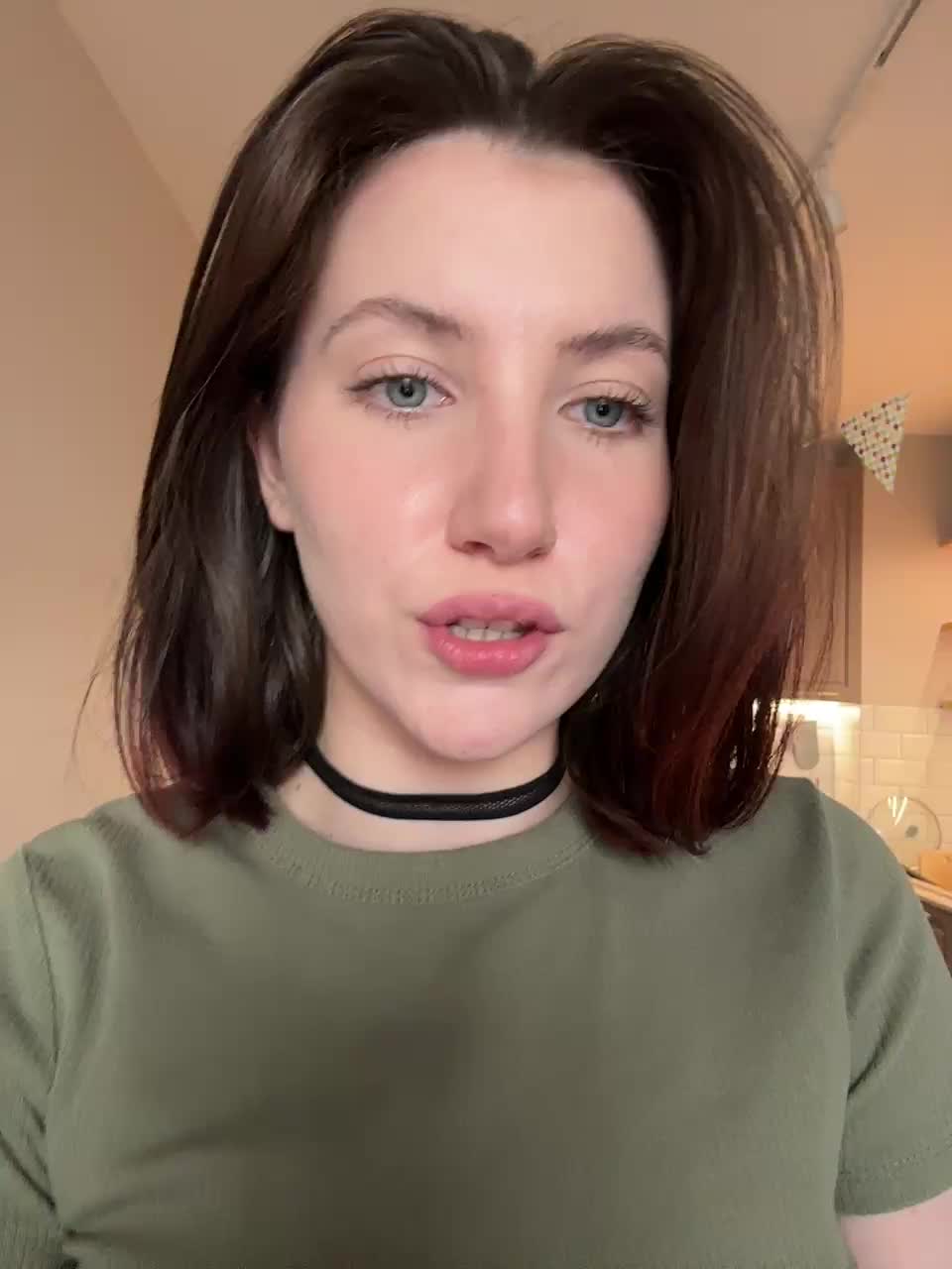 View or download file vixie01 on 2024-10-02 from bongacams