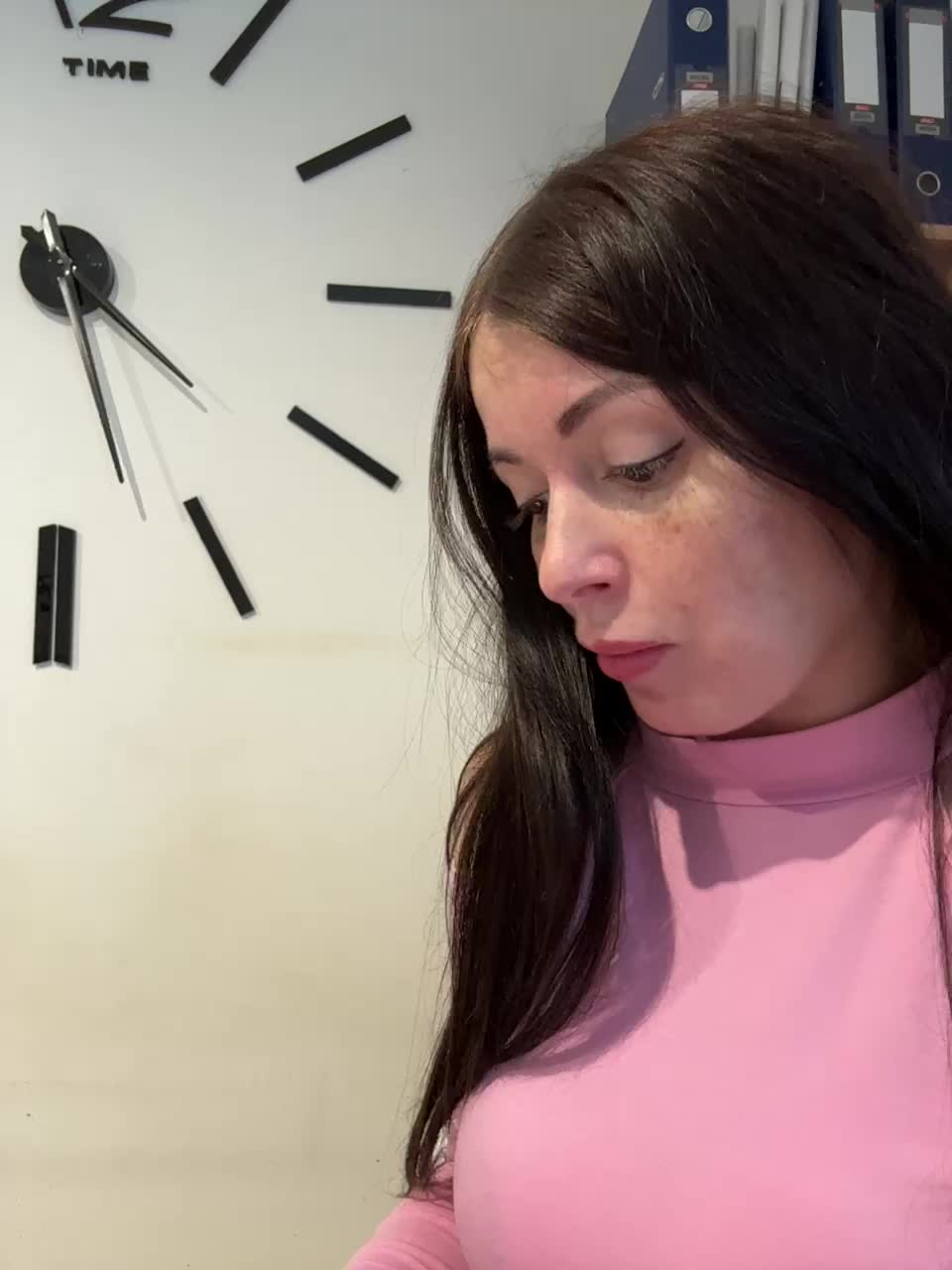 View or download file 17alisa1717 on 2024-10-04 from bongacams