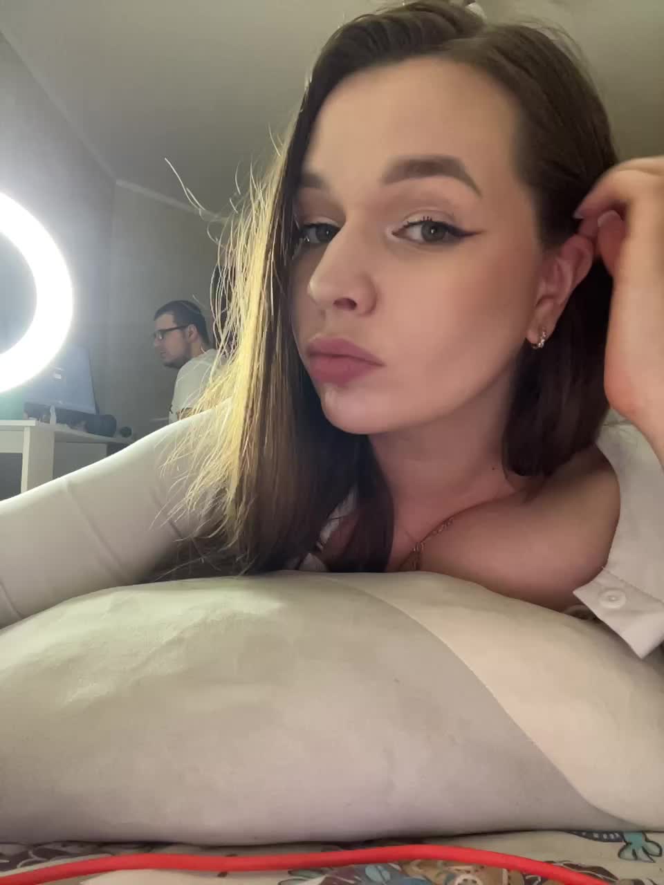 View or download file hellmor on 2024-10-05 from bongacams