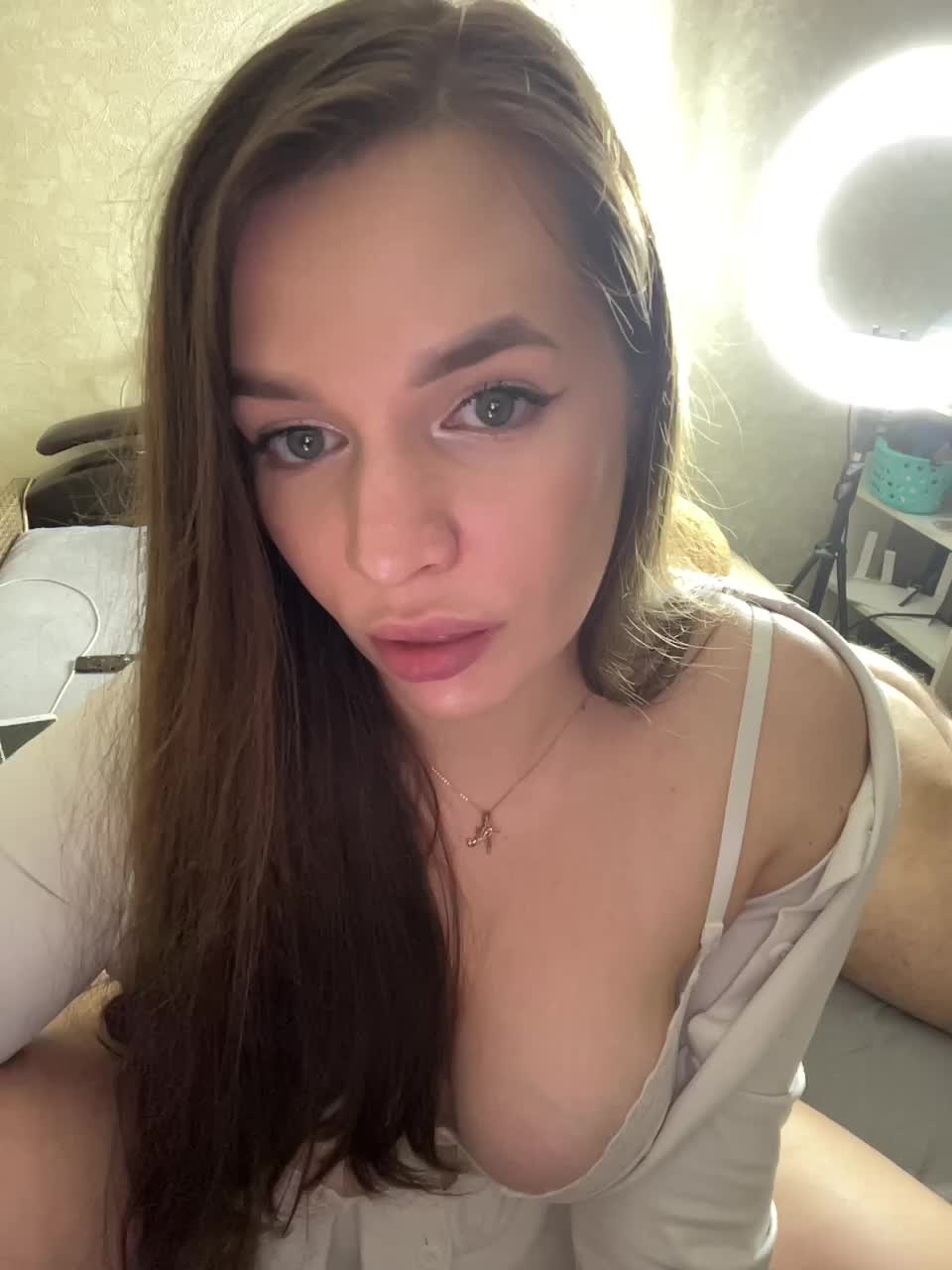 View or download file hellmor on 2024-10-07 from bongacams