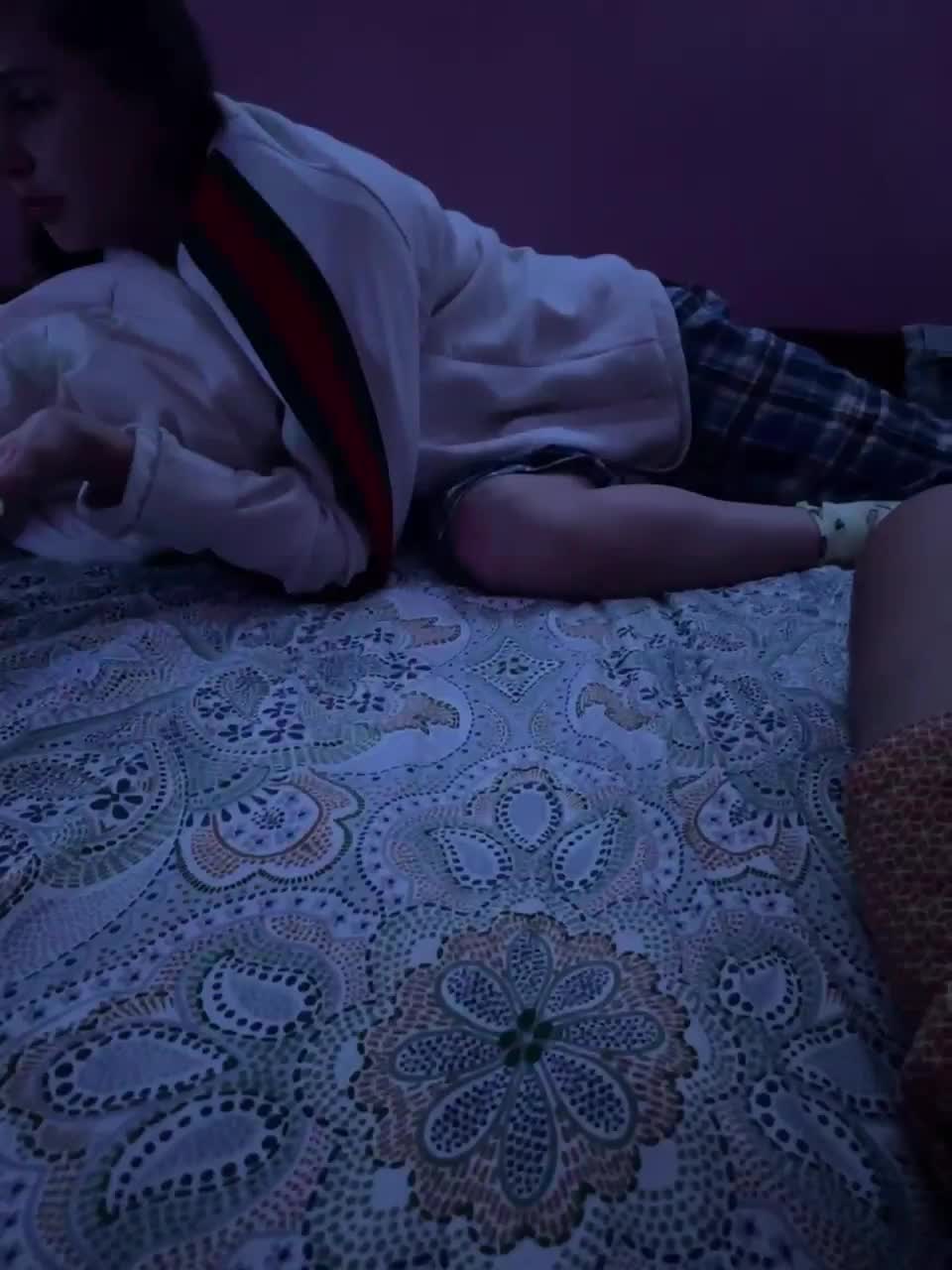 View or download file lateloverrr on 2024-10-08 from bongacams