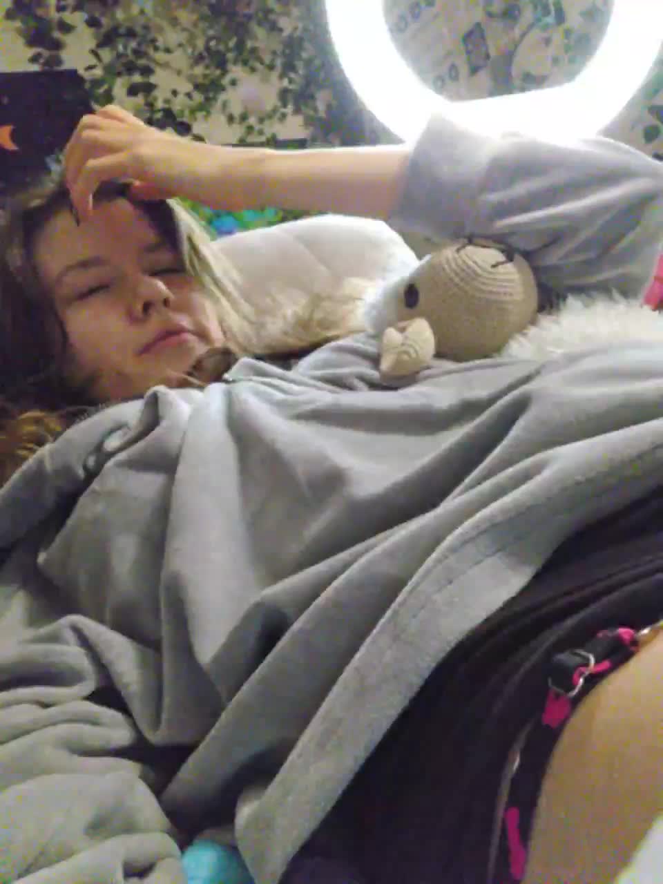 View or download file lilolumofficially on 2024-10-08 from bongacams