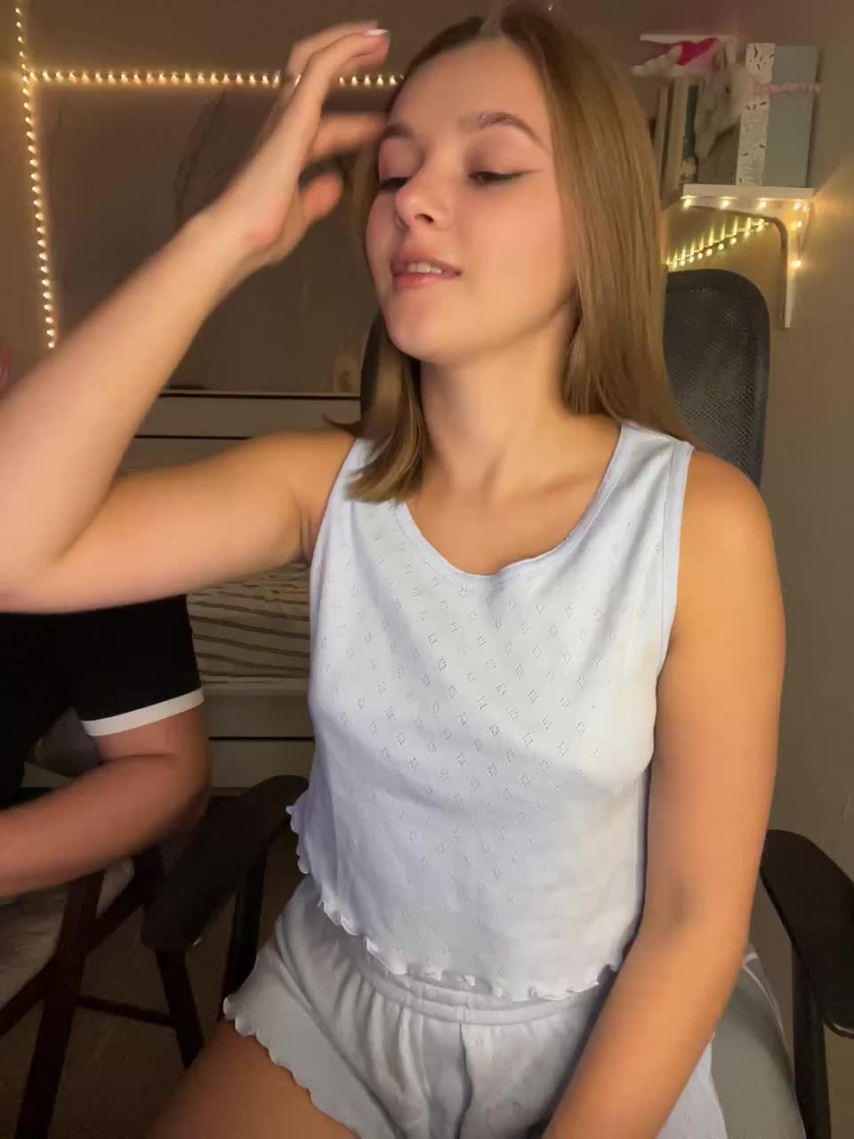 View or download file tenderpassion on 2024-10-08 from bongacams