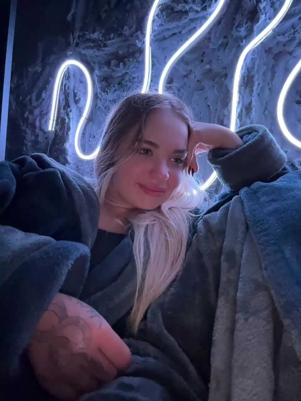 View or download file xkery on 2024-10-08 from bongacams