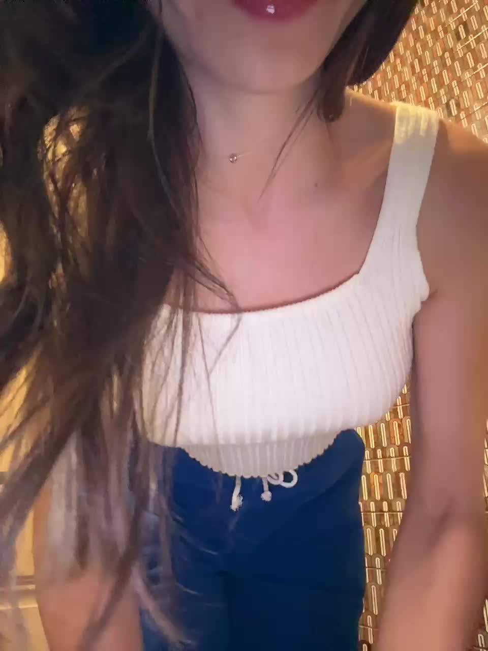 View or download file monikayyy on 2024-10-09 from bongacams