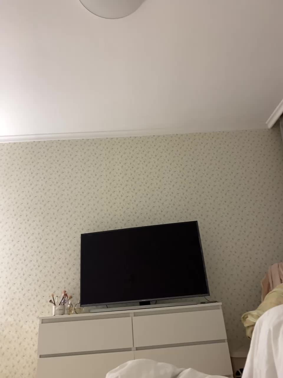 View or download file yugovi on 2024-10-09 from bongacams