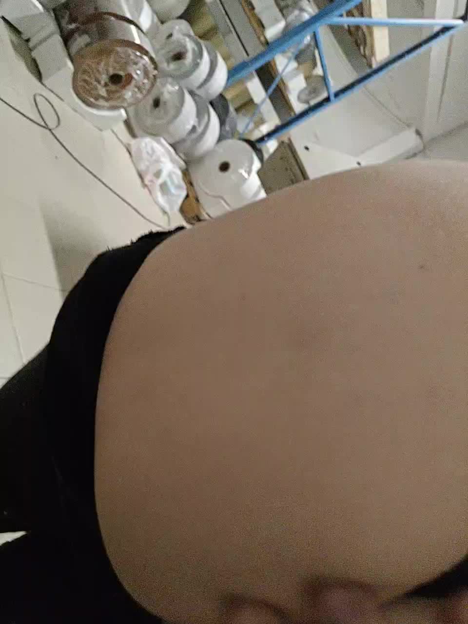 View or download file maks04051 on 2024-10-10 from bongacams