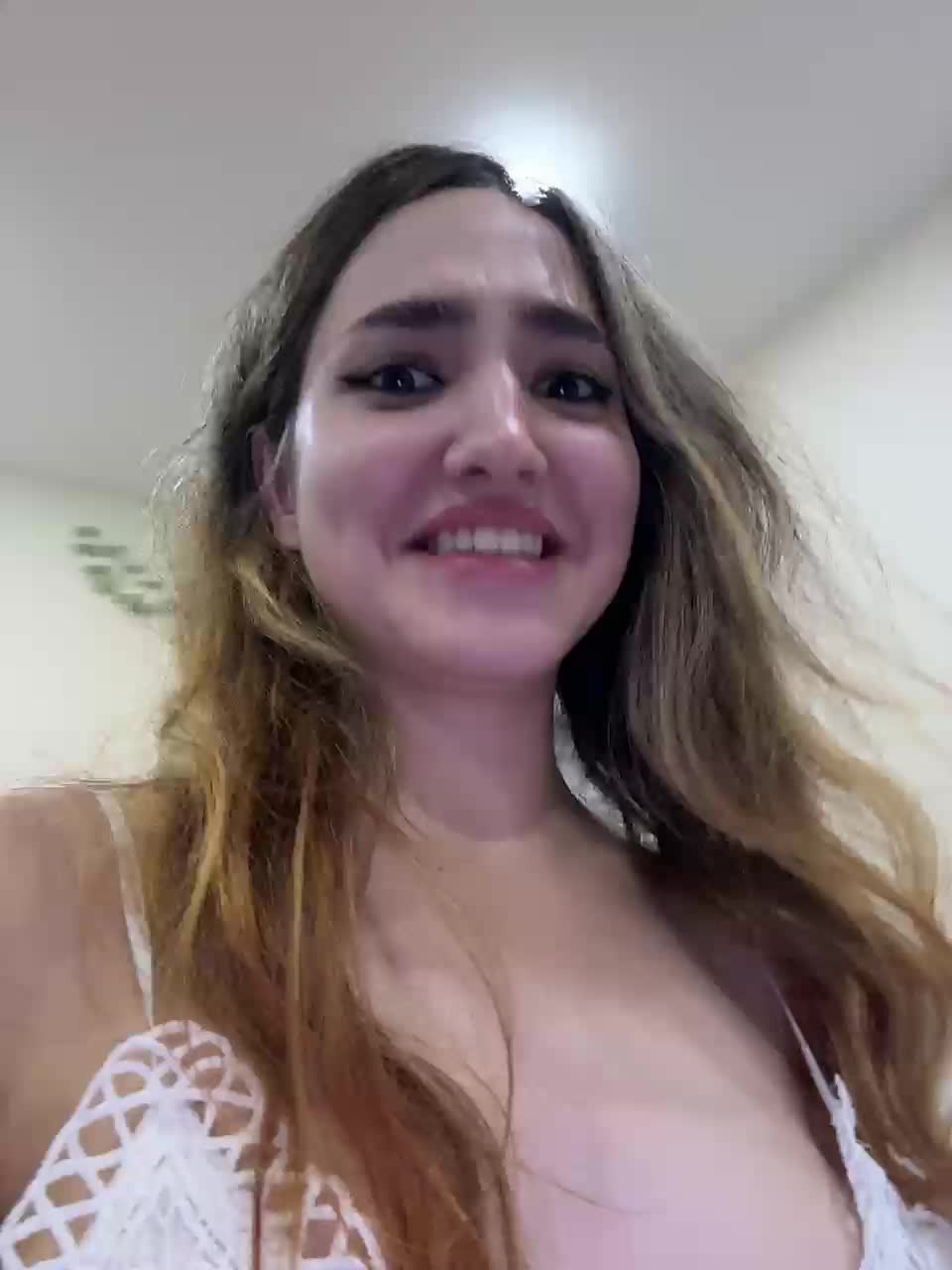 View or download file yololove on 2024-10-10 from bongacams