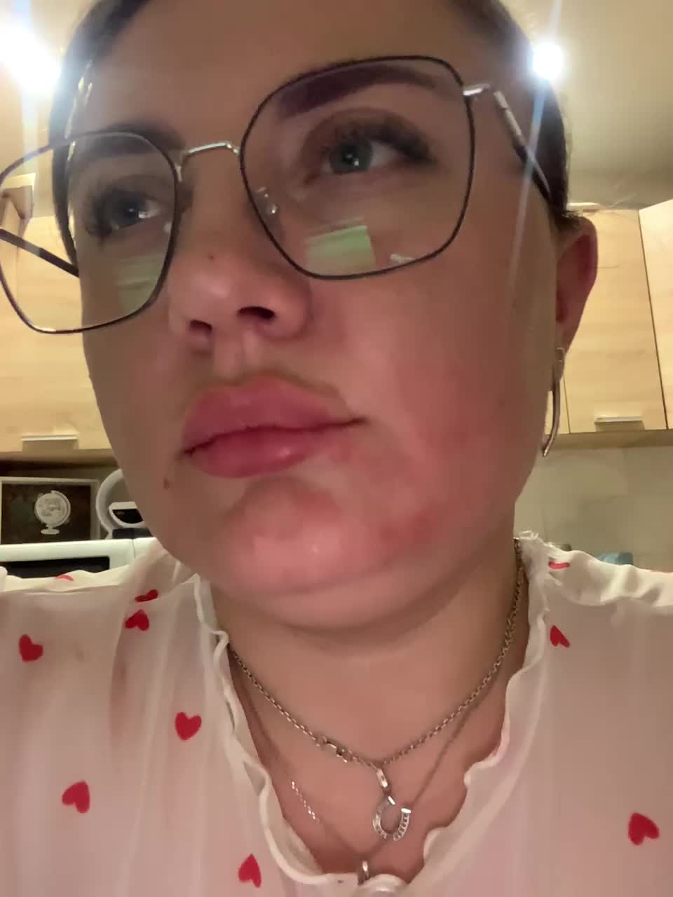 View or download file strawberry_1 on 2024-10-11 from bongacams