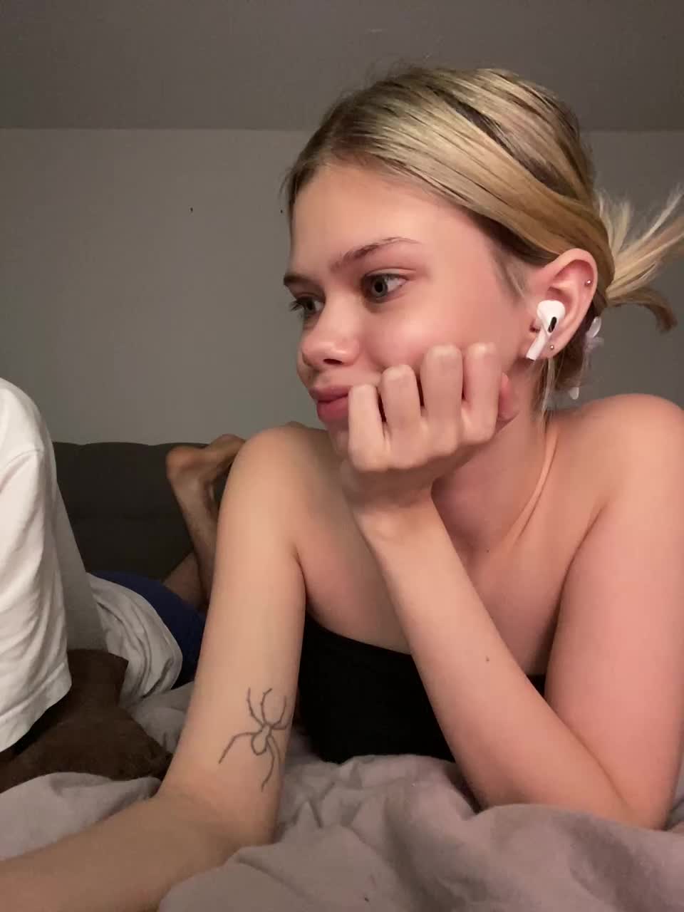 View or download file chansetolove on 2024-10-12 from bongacams