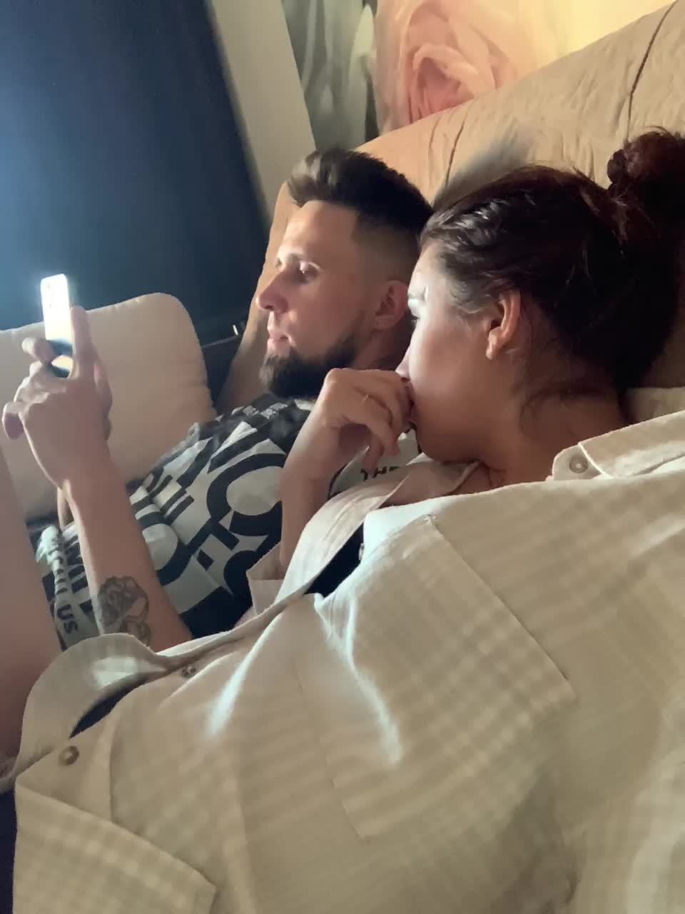 View or download file kaliss1599 on 2024-10-12 from bongacams